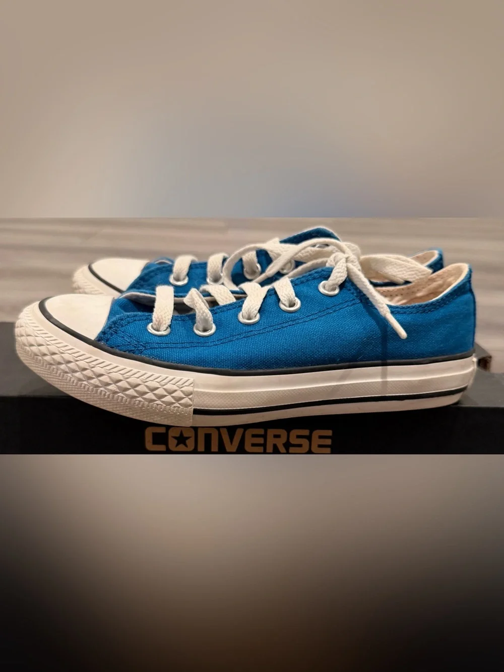 Converse Low-Top All Star Sneakers
